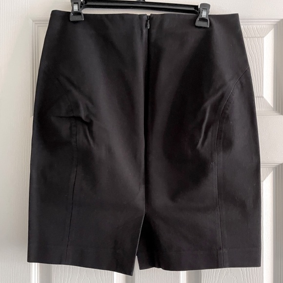 Banana Republic Black Stretch Pencil Skirt (size 8) - Picture 5 of 9